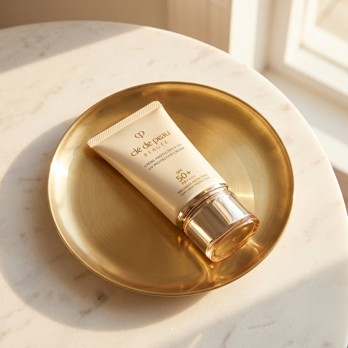 Clé de Peau Beauté UV Protective Cream Broad Spectrum SPF 50+ PA++++ (50ml / 1.7 oz)